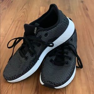 Adidas women’s Questar X BYD running shoes